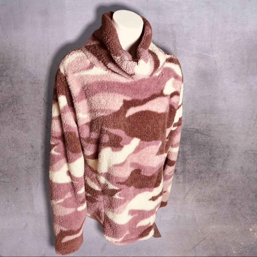 The Sweatshirt Project Pink Camo Soft Cozy Cowl Neck with Pockets Size Large